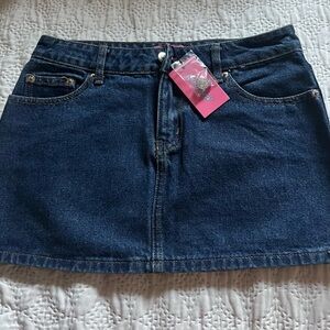 Edikted Blue Denim Jeans with Pink Tag